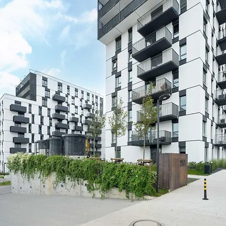 Modern Janickiego For 2 Adults And 2 Children With Parking Near Mtp By Renters * Познань