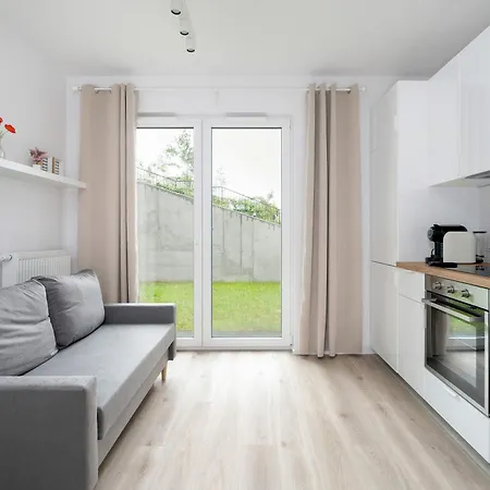 Апартаменты Modern Janickiego For 2 Adults And 2 Children With Parking Near Mtp By Renters